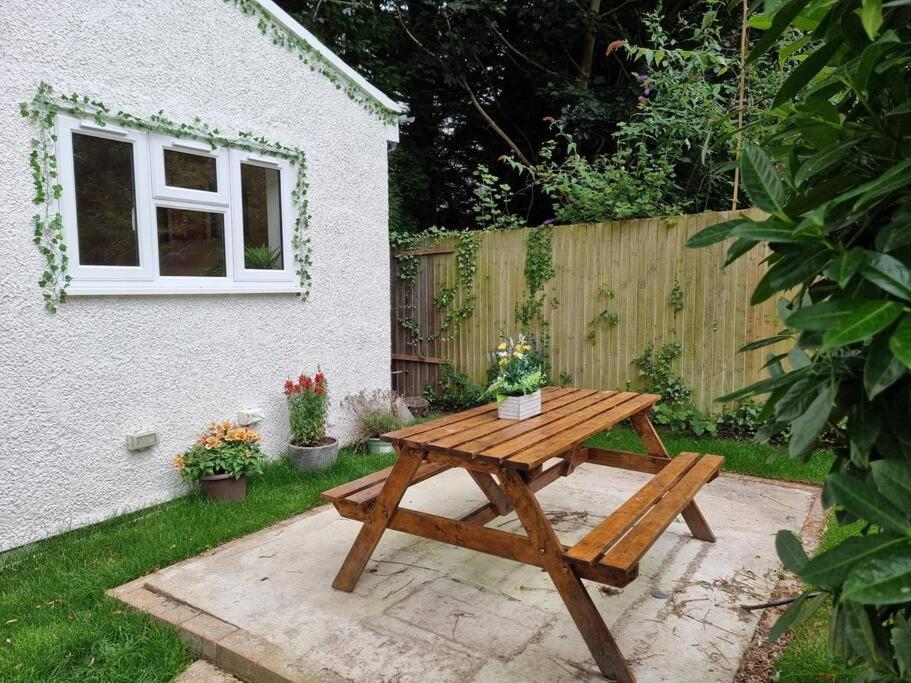 Charming Cottage Next To John Radcliffe Hospital With Free Parking 牛津 外观 照片